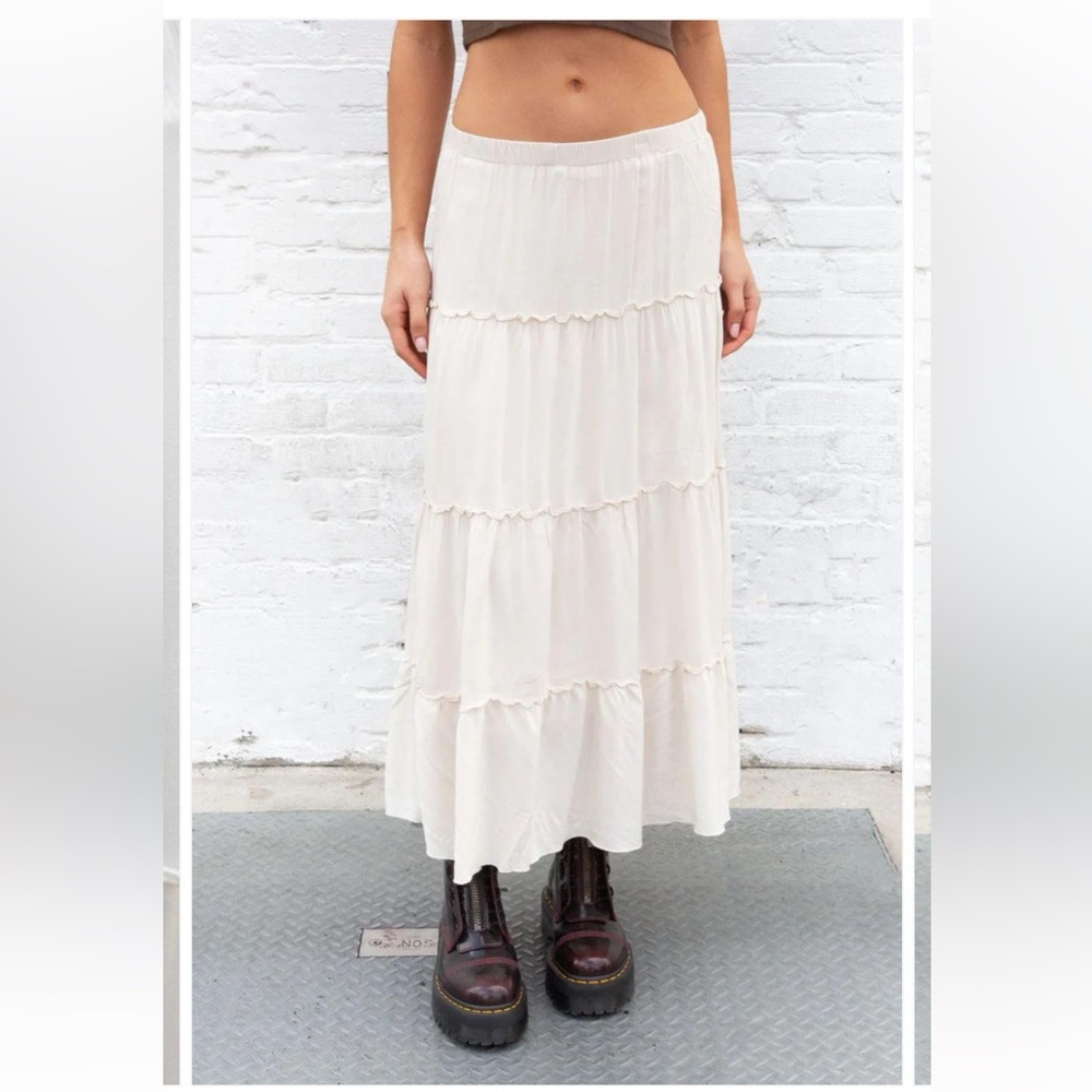 izzy skirt brandy melville